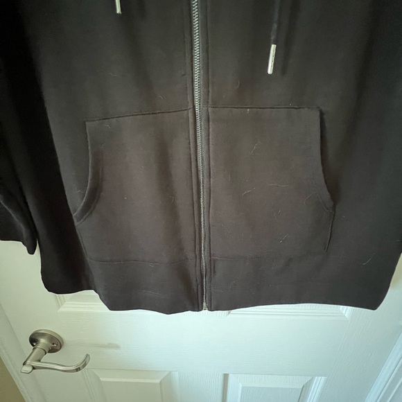 Halston Studio Style HSWS2170002 Black Oversized Zip Front Hoodie - Picture 5 of 7